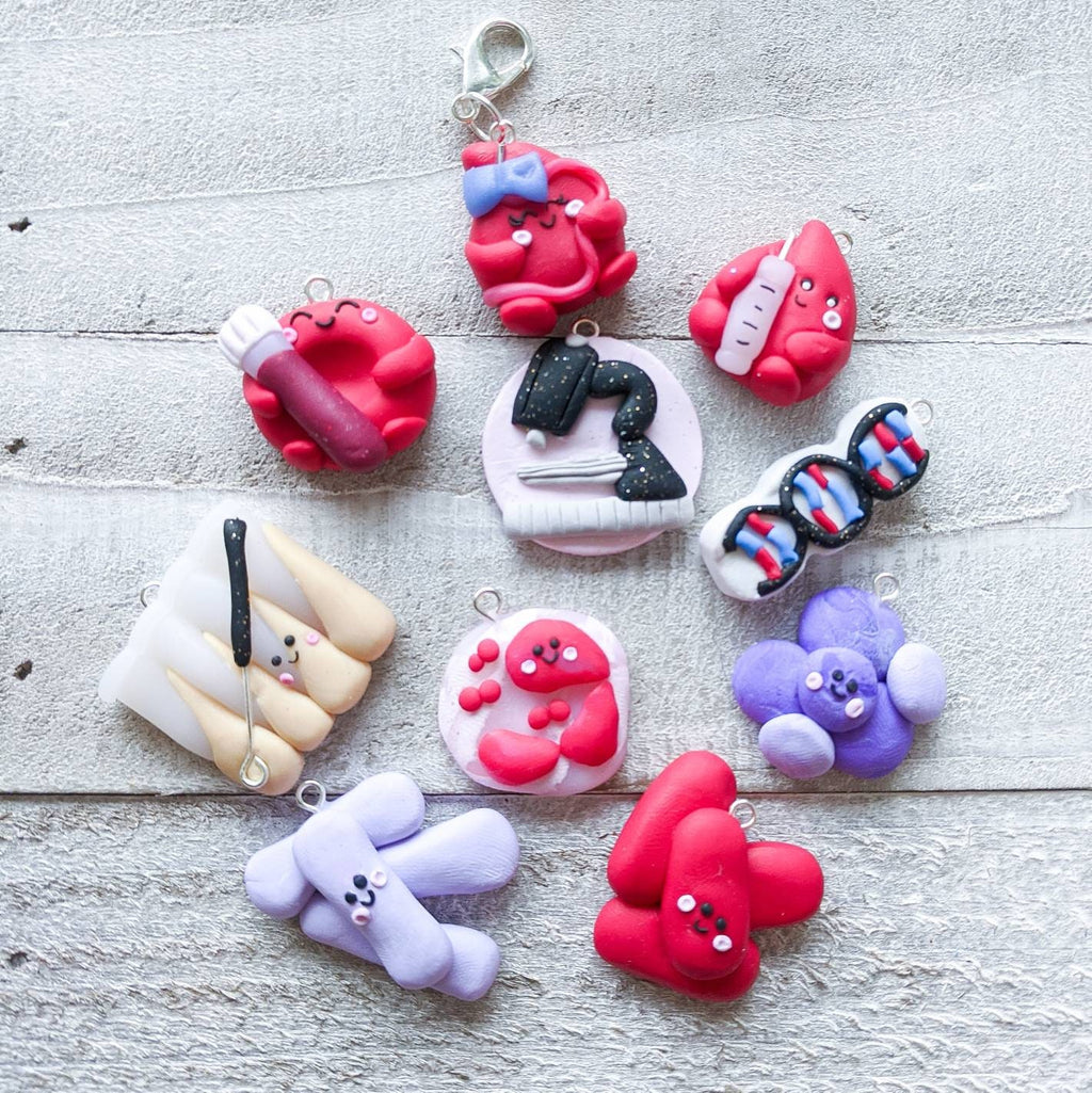 Wiggling Bacteria Petri Dish Badge Reel